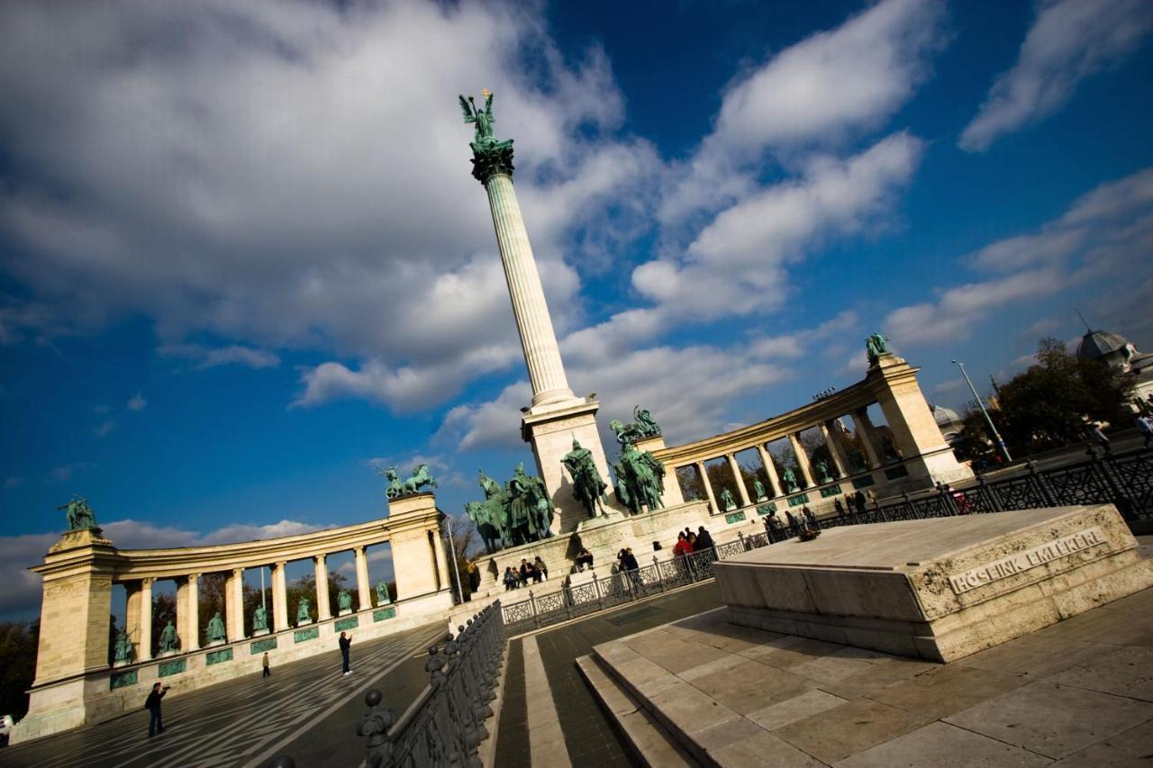 Little Americas Parliament Apartments Budapest Exterior photo